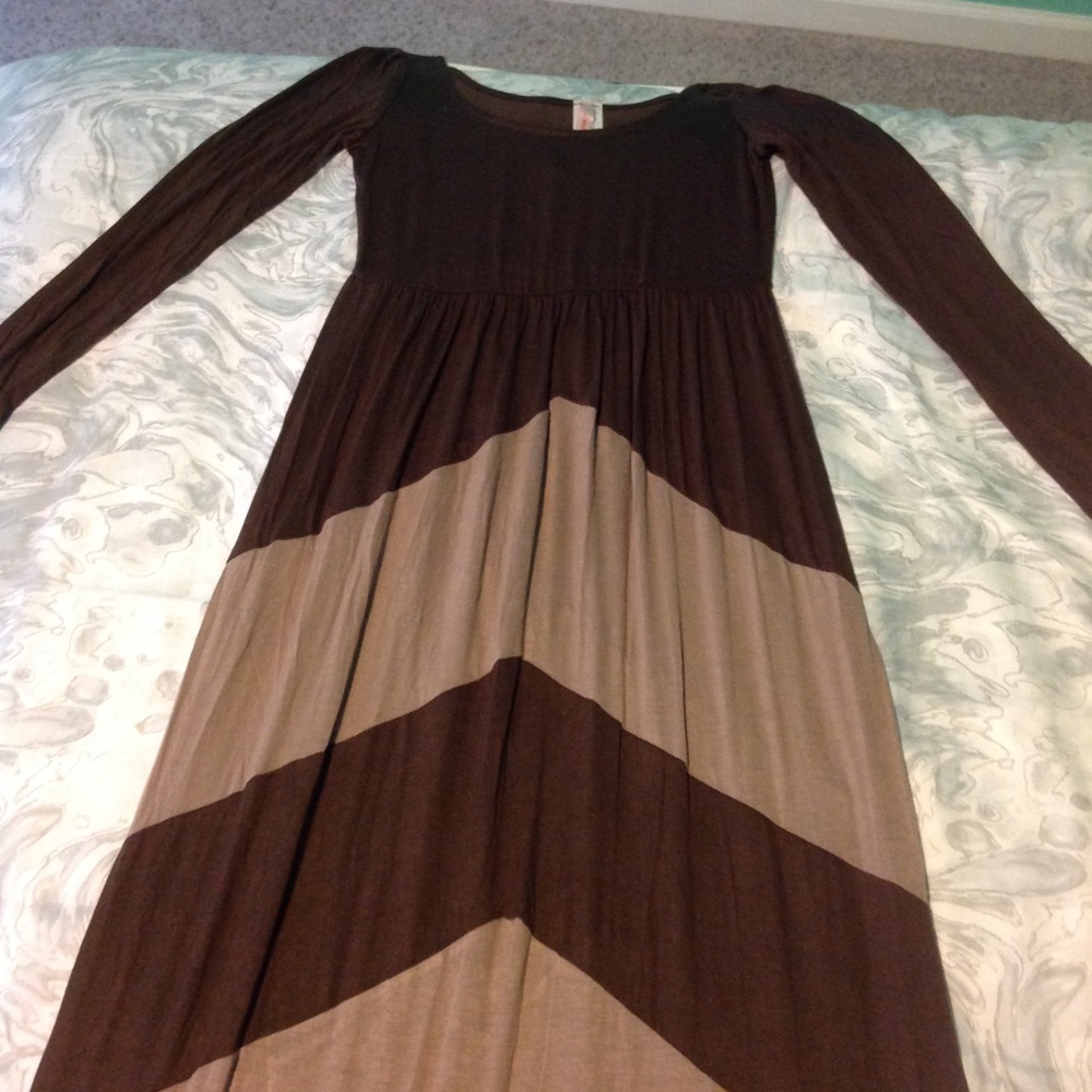 💖Brown colorblock Maxi dress💖 - Picture 2 of 7